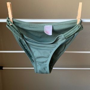 Xhilaration swim bottom. Bikini bottom. Size Small.